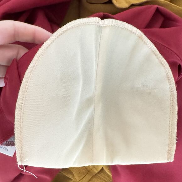 Pendleton Women’s 16 Blouse Red Satin Feel Long Sleeve Classic Career Top Office - Picture 8 of 8